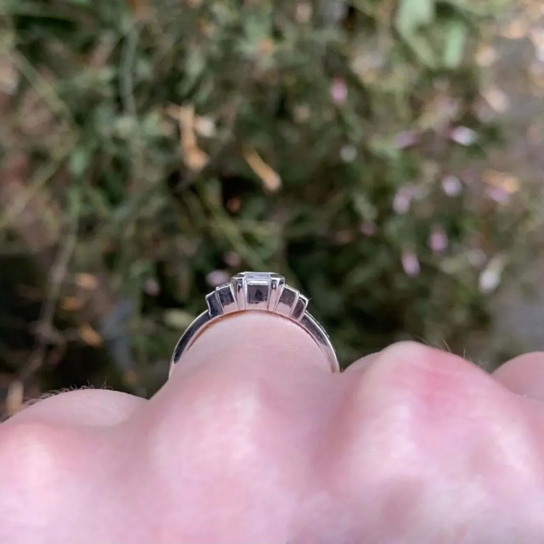 /public/photos/live/east west emerald (3).webp